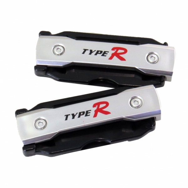 TR-208 / Seat belt clip